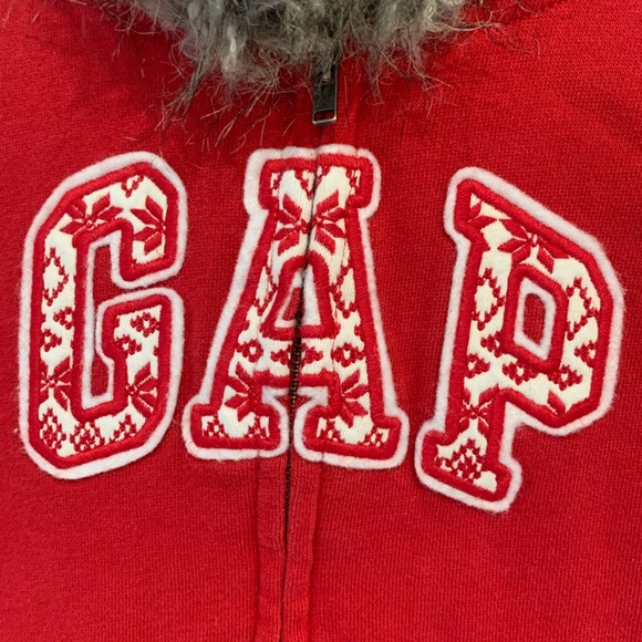 Gap logo red zip up with fur trimmer hood. Size 2. - Picture 5 of 5